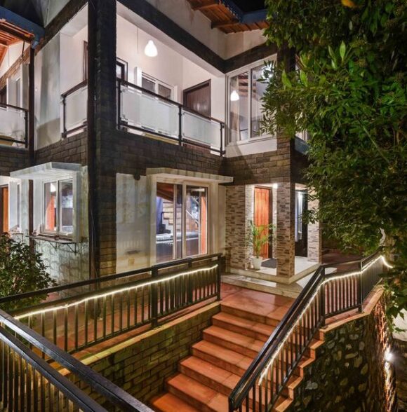Bhimtal 3+1 BHK Modern Villa near Lake | Jacuzzi + Meals