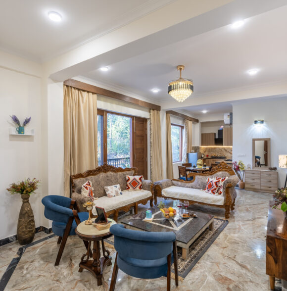 2 BR Apt near Kasauli w/Terrace | Bonfire | Meals